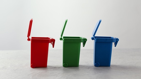 utiliza kipclin contenedores para basura